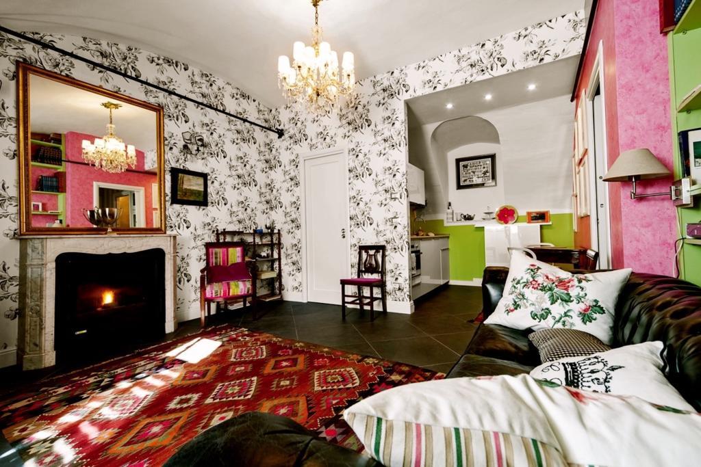 La Finestra Sul Cortile Appartement Aosta Buitenkant foto